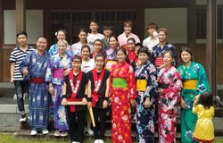 Tuyển thủ điền kinh Việt Nam điệu đà với kimono trong chuyến tập huấn Nhật trước SEA Games 2019