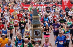 Vận động viên dự London Marathon 2019 bị sỉ nhục ‘béo ú, chậm như rùa’ được đền bù