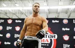 Huyền thoại MMA Ken Shamrock mở liên đoàn Boxing tay trần