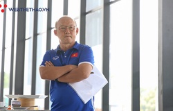 HLV Park Hang Seo dự khán V.League, không tham dự bốc thăm vòng loại World Cup 2022