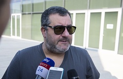 Tin chuyển nhượng tối 17/7: Người đại diện Raiola đưa ra tuyên bố mới nhất về tương lai của Pogba