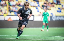 Sint-Truiden vs Mouscron: Công Phượng sắp dấn thân vào… châu Âu