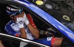 Chặng 19 Vòng đua nước Pháp: Chấn thương hủy diệt giấc mộng của Thibaut Pinot