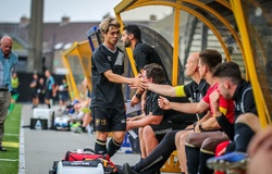 Công Phượng tiếp tục được đăng ký thi đấu vòng 2 của Sint-Truiden