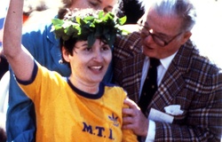 ‘Người ăn gian nhất lịch sử marathon’ qua đời ở tuổi 66