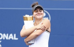 Rogers Cup: Bianca Andreescu chấm dứt nửa thế kỷ đợi chờ của người Canada