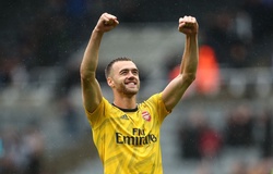 Chambers giúp Arsenal không tốn thêm 1 xu để có trung vệ chất lượng