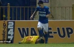 Bất ngờ với án phạt nguội cho hành vi thúc cùi chỏ của Hải Huy