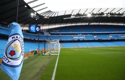 Man City thoát lệnh cấm chuyển nhượng nhưng bị phạt tiền