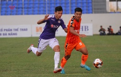 Văn Hậu chấn thương, thầy Park “ngồi trên đống lửa” trước đại chiến với Thái Lan