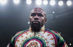 Floyd Mayweather đang lên kế hoạch tái đấu với Manny Pacquiao tại Saudi Arabia