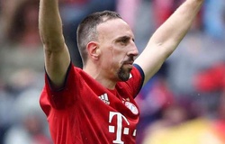 Franck Ribery gia nhập Fiorentina sau khi rời Bayern