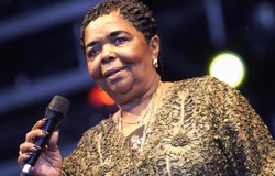 Cesária Évora và bóng đá: Niềm tự hào của đất nước Cape Verde