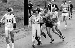 “Người phụ nữ đầu tiên hoàn thành marathon có bib” dự Berlin Marathon 2019