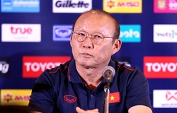 Họp báo Thái Lan vs Việt Nam: HLV Park Hang-seo e ngại Chanathip