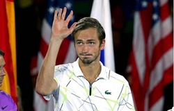 Daniil Medvedev tiết lộ cách xài tiền thưởng US Open