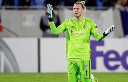 Thủ môn của Liverpool mắc thêm sai lầm tai hại khi đang cho mượn