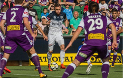 Trực tiếp Melbourne Victory vs Perth Glory: Mở tiệc tưng bừng