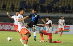 Trực tiếp Badak Lampung vs TIRA Persikabo: Khách khó vượt ải