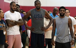 Sau Brooklyn Nets, tới lượt LA Lakers và Houston Rockets muốn có được Carmelo Anthony?