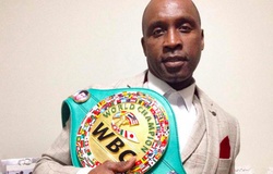 Cựu vô địch quyền Anh Nigel Benn trở lại thi đấu ở tuổi 55