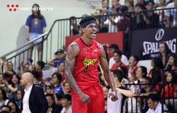 Tavarion Nix khuấy đảo giải đấu ở Malaysia sau khi vô địch VBA