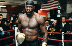 Bạn có biết: Deontay Wilder nổi tiếng nhờ tẩn thánh troll Charlie Zelenoff