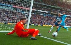 Tin bóng đá 5/10: Lloris gãy tay ở trận Tottenham thua Brighton