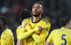 Aubameyang vượt mặt Henry, Bergkamp về giải thưởng ở Arsenal