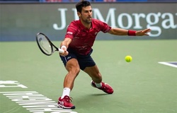 Mẹ Djokovic không hiểu tại sao con bà không được yêu như Nadal và Federer