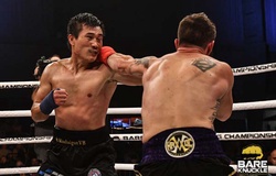 Võ sĩ gốc Việt Đạt Nguyễn thành công trong trận đấu Boxing không găng đầu tiên