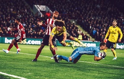 Vấp ngã trước Sheffield United, Arsenal bị bật khỏi Top 4