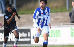 Lucas Woudenberg quá tải, Văn Hậu có cơ hội ra sân cho đội 1 Heerenveen