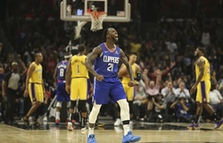 Vì quá phấn khích mà Patrick Beverley bay mất hơn nửa tỉ