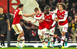 5 phút 2 siêu phẩm đá phạt, Nicolas Pepe giúp Arsenal ngược dòng Vitoria