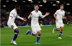 Hat-trick của "Captain" Pulisic nhấn chìm Turf Moor, Chelsea thắng trận thứ 7 liên tiếp