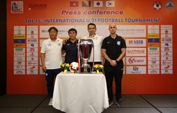 Đội bóng trường Đại học của thầy Park tham dự giải đấu ở Việt Nam