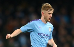 Guardiola giải thích lý do ra mắt tài năng trẻ Man City tỏa sáng cùng Aguero