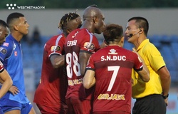 Ác mộng của TP. HCM đoạt giải trọng tài xuất sắc mùa giải 2019