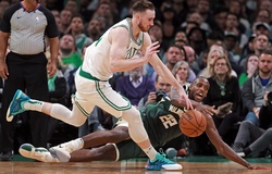 Gordon Hayward tìm lại chính mình giúp Boston Celtics ngược dòng thành công