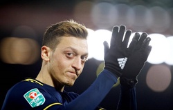 Mesut Ozil đưa ra bằng chứng về tác động mạnh mẽ đối với Arsenal