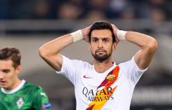 Vỡ òa phút bù giờ, Monchengladbach cướp vị trí của chính AS Roma