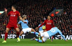 Cựu trọng tài tuyên bố giải thích về bóng chạm tay Liverpool là sai