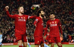 Salah thoát khỏi VAR khi bàn thắng của Liverpool bị nghi ngờ việt vị