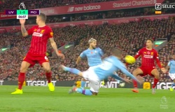 Vì sao Man City không có penalty khi cầu thủ Liverpool chạm tay vào bóng?