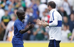 HLV Lampard khó xử với hàng tiền vệ Chelsea khi Kante trở lại