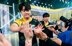 Team Dignitas giữ chân thành công Huni