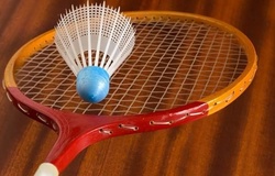 Cách chọn mua vợt cầu lông tốt và phù hợp cho người mới chơi
