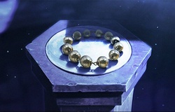 Tiểu sử Tướng Aphelios - Song Nguyệt Chiến Binh