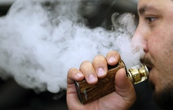 Gậy Selfie, Vapes và danh sách những vật cấm mang vào nhà thi đấu SEA Games 30